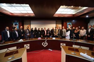 بازدید نمایندگان سازمان بهداشت جهانی از مرکز آموزشی، تحقیقاتی و درمانی قلب و عروق شهید رجائی: عکس شماره 12 / 12